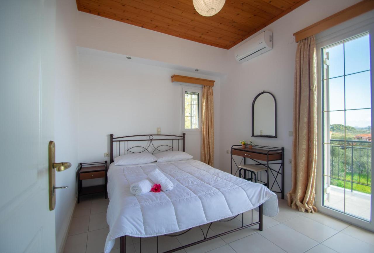 Family Private Homes & Sea View Lithakia  외부 사진