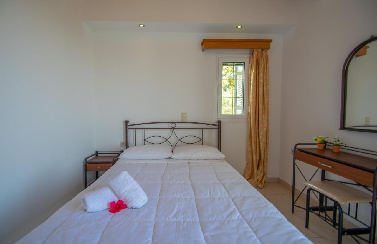 Family Private Homes & Sea View Lithakia  외부 사진