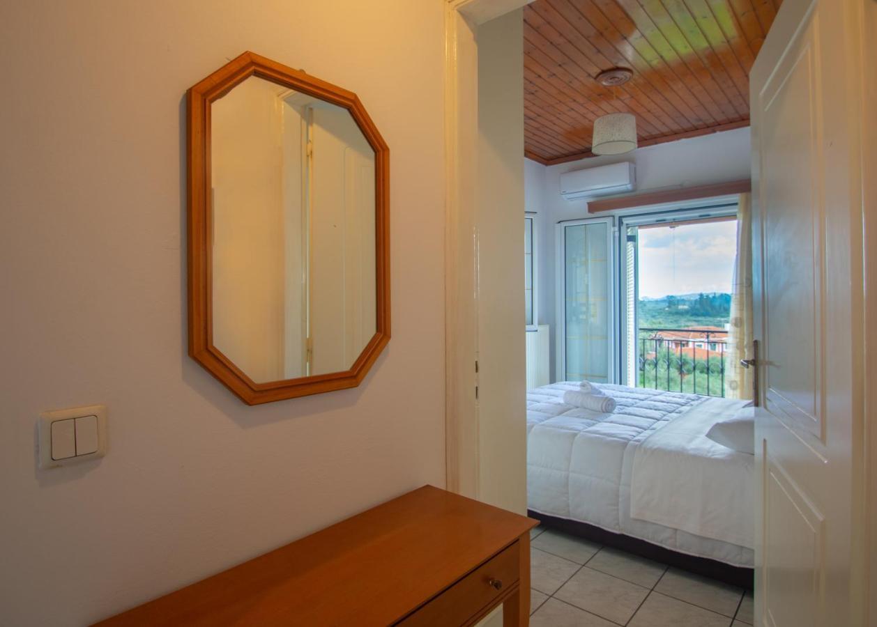 Family Private Homes & Sea View Lithakia  외부 사진