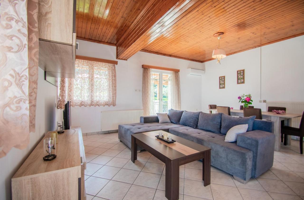 Family Private Homes & Sea View Lithakia  외부 사진