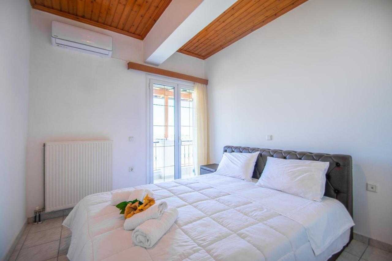 Family Private Homes & Sea View Lithakia  외부 사진