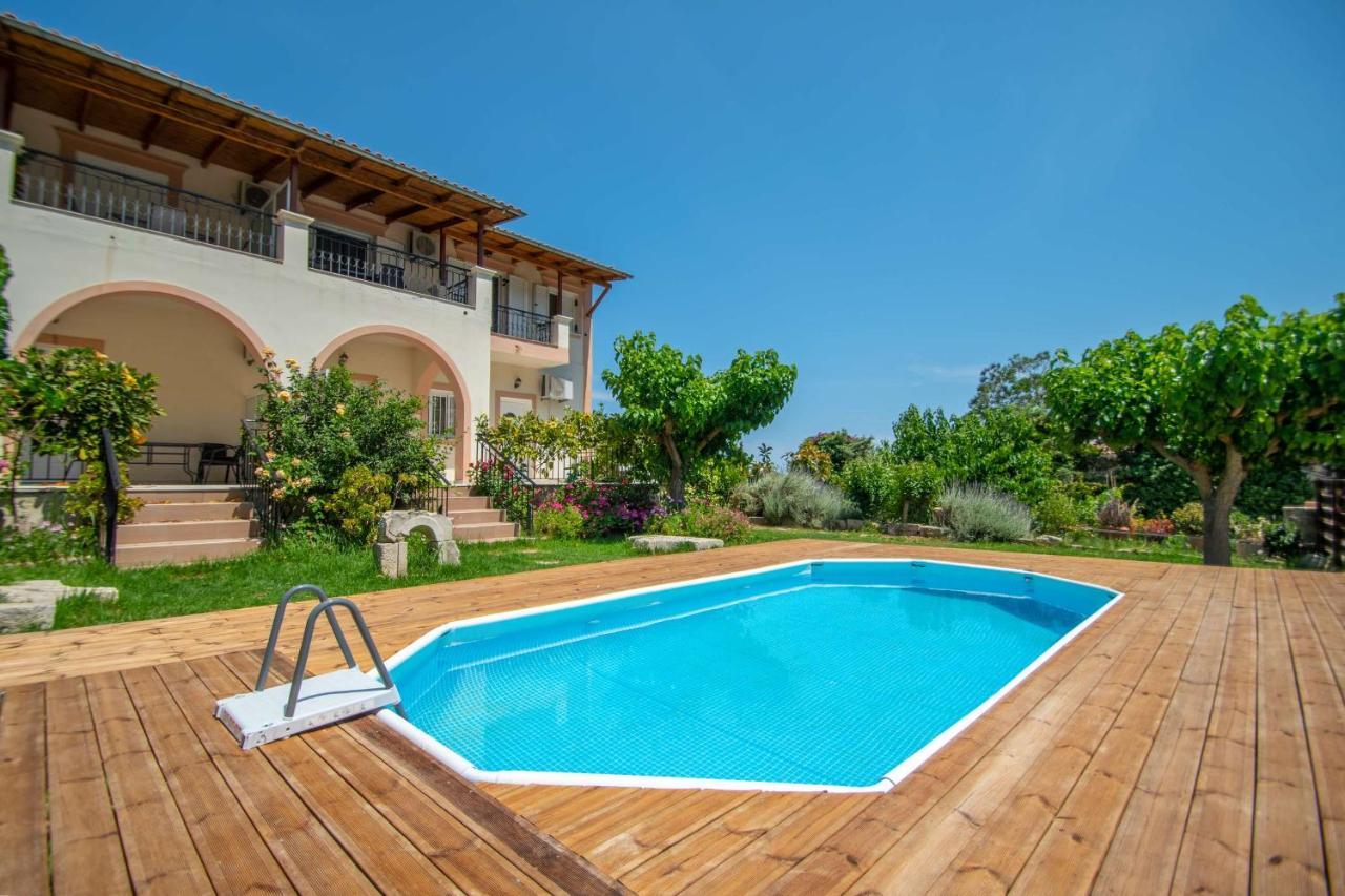 Family Private Homes & Sea View Lithakia  외부 사진